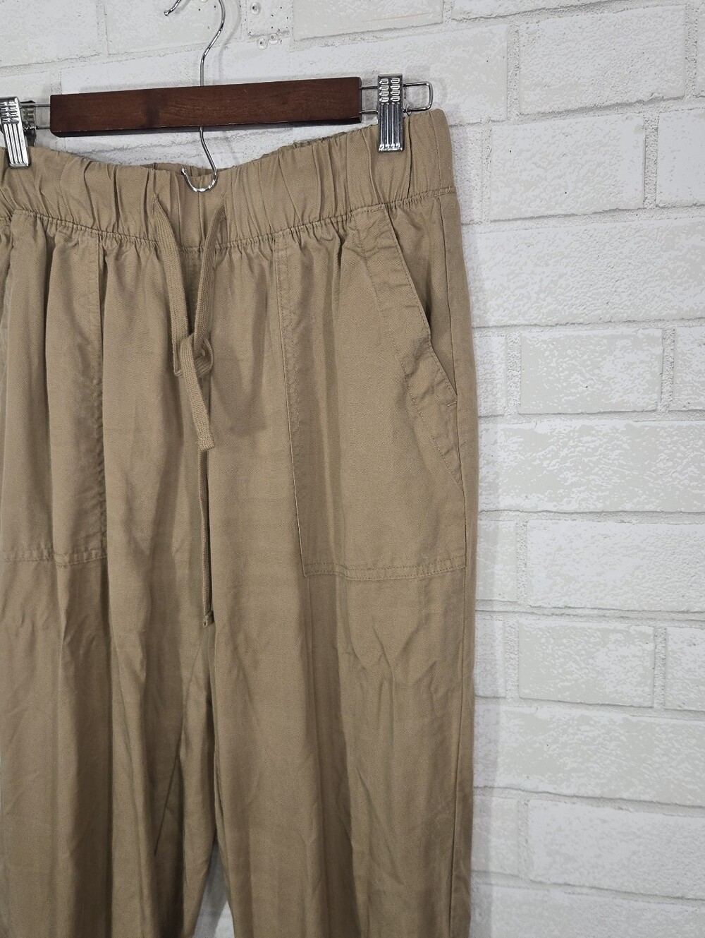 Universal Thread tan joggers - Picture 8 of 15
